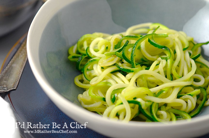 A zoodes recipe which is fun, fast and delicious. Zucchini noodles are all the rage, for good reason! Everyone loves them...