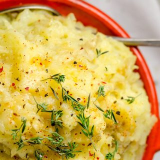 Olive oil smashed potatoes are made with simple ingredients that make a ton of flavor.