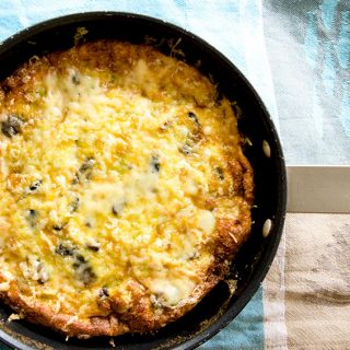 A completely French style frittata recipe with leeks, mushrooms and comte shredded cheese. Absolutely fantastic.