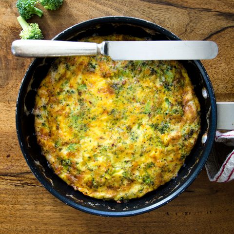 For the perfect breakfast or brunch, serve my easy-to-make broccoli cheddar frittata!