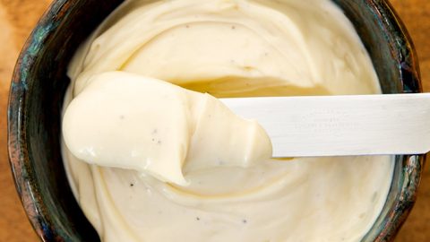 Incredibly easy and fast PALEO MAYO recipe. You'll love it!