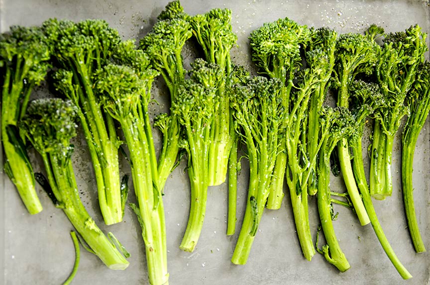 spicy roasted broccolini