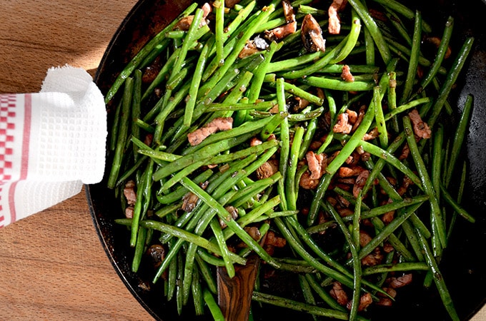 one pan green beans and mushrooms recipe
