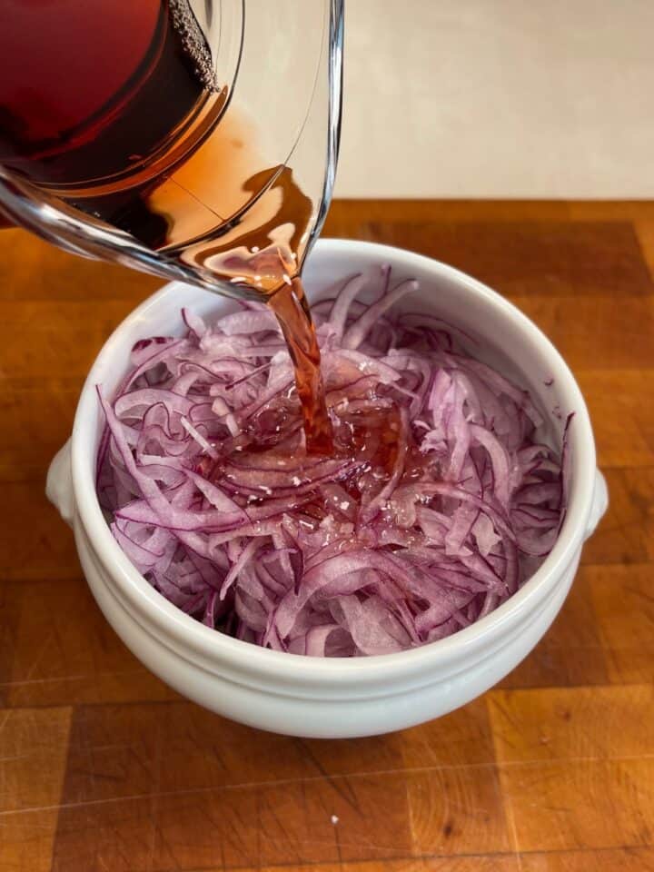 Easy to Make Pickled Red Onions low carb & keto. I'd Rather Be A Chef