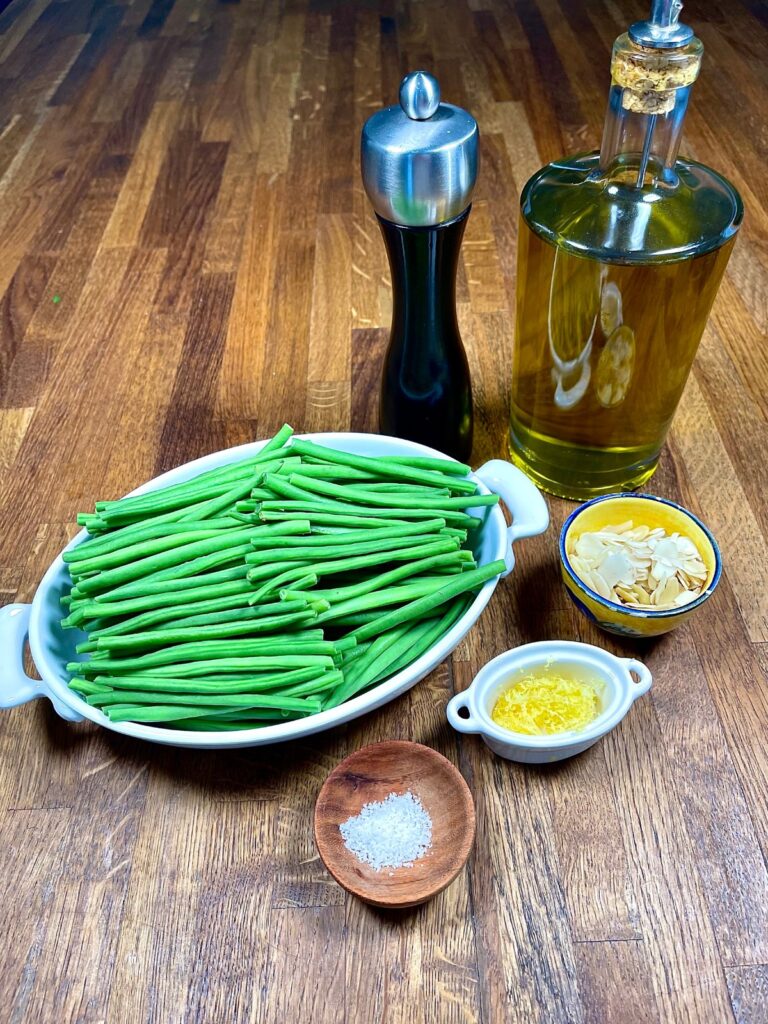 Layout of ingredients for French haricots verts