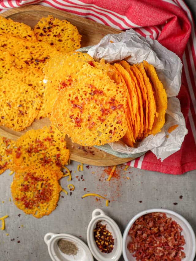 Crunchy Keto Cheese Chips